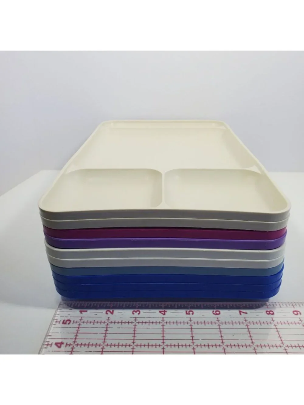 Tupperware Lunch Trays 10 Divided Dinner Camping Blue Cream Purple 1535 Vintage - Picture 5 of 11